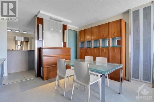 545 St Laurent Boulevard Unit#903, Ottawa, ON - Indoor Photo Showing Dining Room