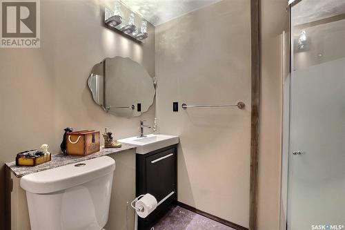 30 Koochin Crescent, Kronau, SK - Indoor Photo Showing Bathroom