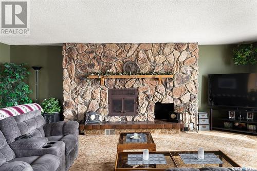 Anderson Acreage, Francis Rm No. 127, SK - Indoor Photo Showing Living Room With Fireplace