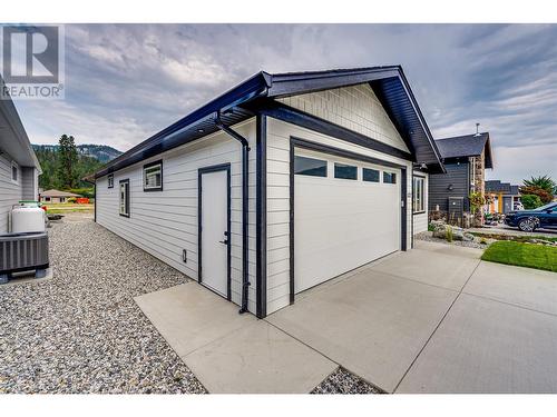 577 Meadowlark Avenue, Vernon, BC - Outdoor With Exterior