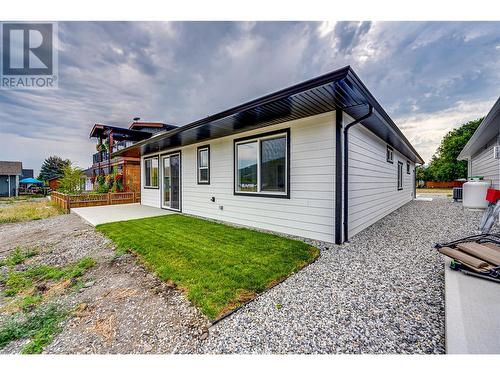 577 Meadowlark Avenue, Vernon, BC - Outdoor With Exterior