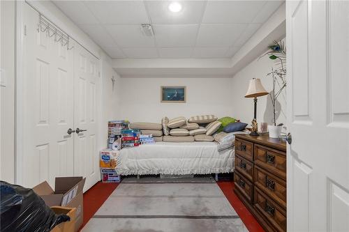 In-law Basement Bedroom - 31 Ormerod Close, Dundas, ON - Indoor