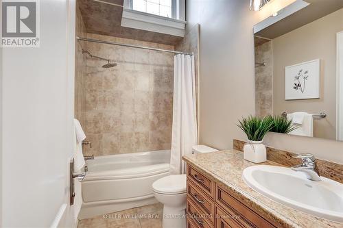 20 Cumberland Drive, Mississauga, ON - Indoor Photo Showing Bathroom