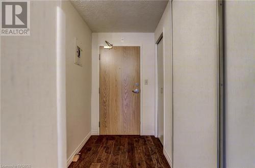 Virtually staged for illustrative purposes only - 1775 9Th Avenue E Unit# 406, Owen Sound, ON - Indoor Photo Showing Living Room