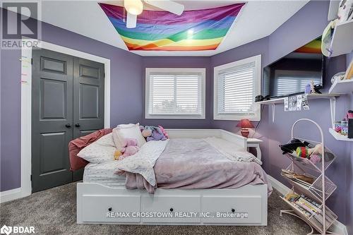 92 Golden Meadow Rd, Barrie, ON - Indoor Photo Showing Bedroom