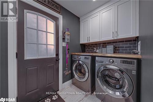 92 Golden Meadow Rd, Barrie, ON - Indoor Photo Showing Laundry Room