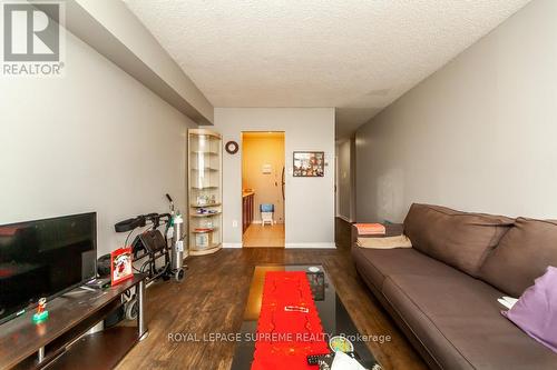 #1006 -50 Lotherton Ptwy, Toronto, ON - Indoor