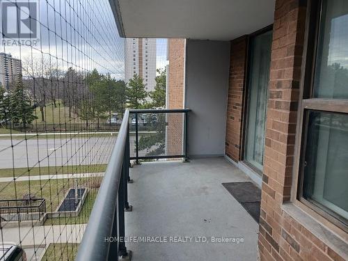 410 - 17 Knightsbridge Road, Brampton, ON - Outdoor With Balcony With Exterior