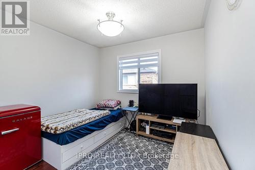 23 Elk Street, Brampton, ON - Indoor Photo Showing Bedroom