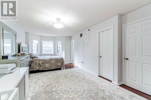 23 Elk Street, Brampton, ON - Indoor Photo Showing Bedroom