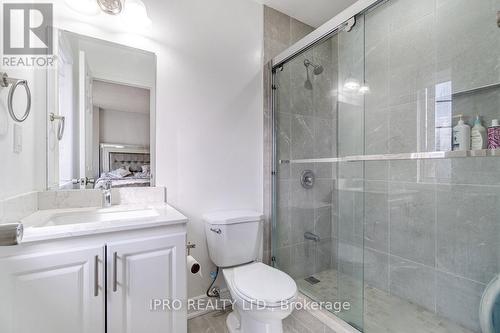 23 Elk Street, Brampton, ON - Indoor Photo Showing Bathroom