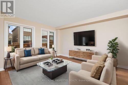 68 Treetops Boulevard, New Tecumseth, ON - Indoor Photo Showing Living Room