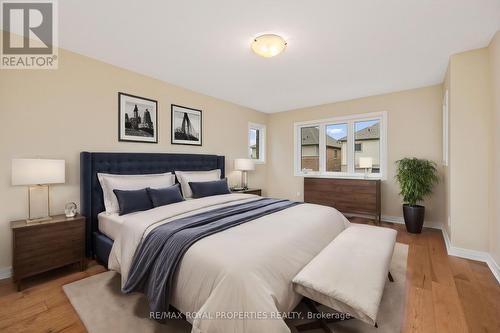 68 Treetops Boulevard, New Tecumseth, ON - Indoor Photo Showing Bedroom