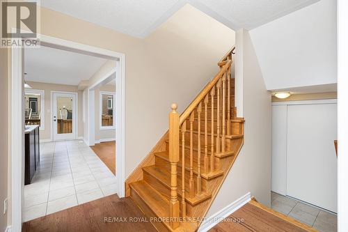 68 Treetops Blvd, New Tecumseth, ON - Indoor Photo Showing Other Room