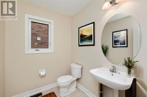 68 Treetops Boulevard, New Tecumseth, ON - Indoor Photo Showing Bathroom