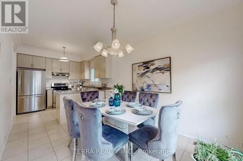 19 Isaiah Dr, Vaughan, ON - Indoor Photo Showing Dining Room