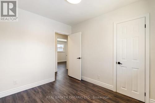 136 Jacobson Ave, St. Catharines, ON - Indoor Photo Showing Other Room