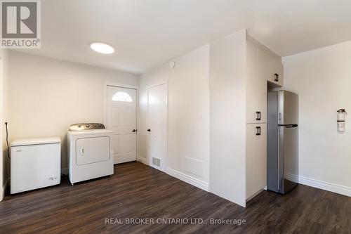 136 Jacobson Ave, St. Catharines, ON - Indoor Photo Showing Laundry Room