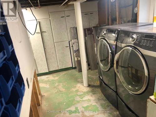 5189 Jepson Street, Niagara Falls, ON - Indoor Photo Showing Laundry Room