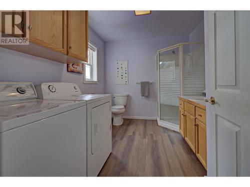 6599 Black Creek Road, Horsefly, BC - Indoor Photo Showing Laundry Room