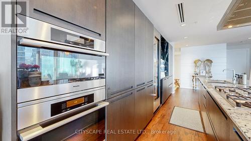 #2201 -180 University Ave, Toronto, ON - Indoor Photo Showing Kitchen With Upgraded Kitchen