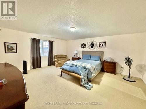 1354 Coldstream Drive, Oshawa, ON - Indoor Photo Showing Bedroom
