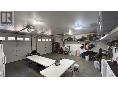 6160 Lakeshore Drive, Horse Lake, BC - Indoor Photo Showing Gym Room