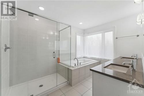 6489 Renaud Road, Ottawa, ON - Indoor Photo Showing Bathroom