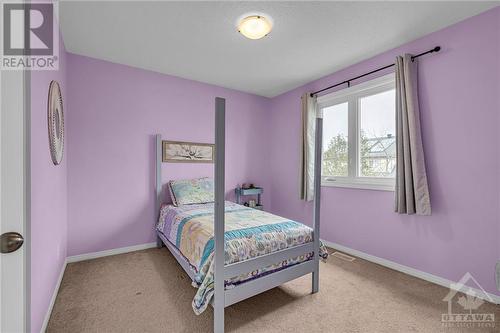 22 Fernbrook Place, Kanata, ON - Indoor Photo Showing Bedroom