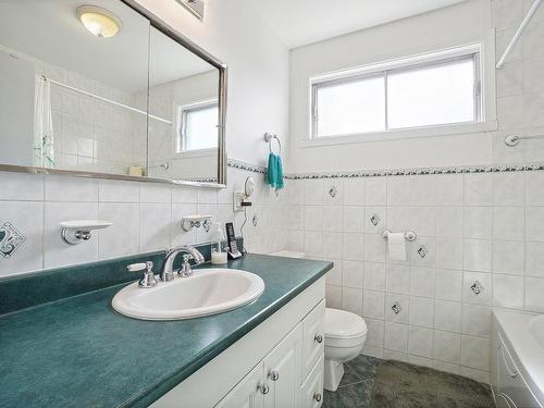 Salle de bains - 142 Rue Féré, Saint-Eustache, QC - Indoor Photo Showing Bathroom