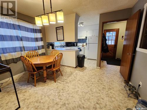 810 Healy Avenue, Radville, SK - Indoor Photo Showing Dining Room