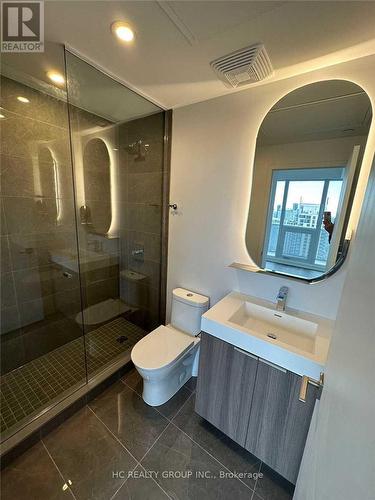 #2701 -15 Holmes Ave, Toronto, ON - Indoor Photo Showing Bathroom