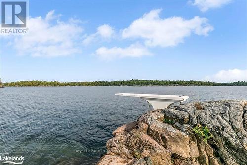 B686-8 Derbyshire Island, The Archipelago, ON - Outdoor With Body Of Water With View