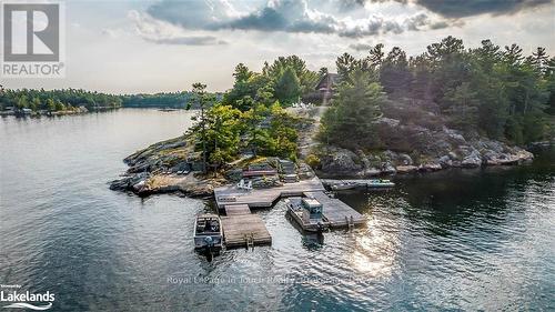 B686-8 Derbyshire Island, The Archipelago, ON - Outdoor With Body Of Water With View