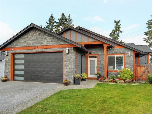 1579 Rondeault Rd, Cowichan Bay, BC - Outdoor