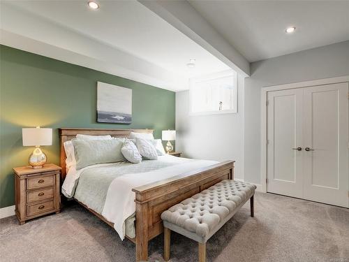 1579 Rondeault Rd, Cowichan Bay, BC - Indoor Photo Showing Bedroom