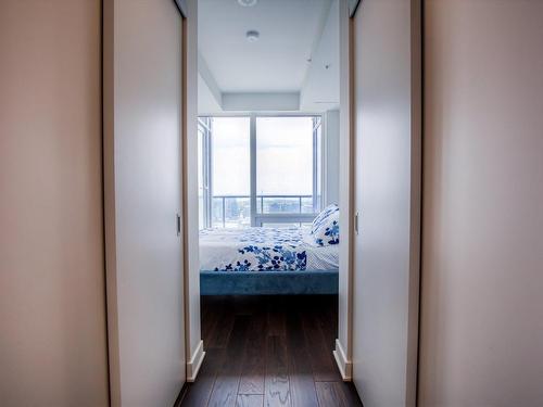 Master bedroom - 2503-1188 Rue St-Antoine O., Montréal (Ville-Marie), QC - Indoor Photo Showing Other Room