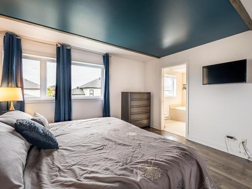 Master bedroom - 936 Crois. Lucien-Huot, Beloeil, QC - Indoor Photo Showing Bedroom