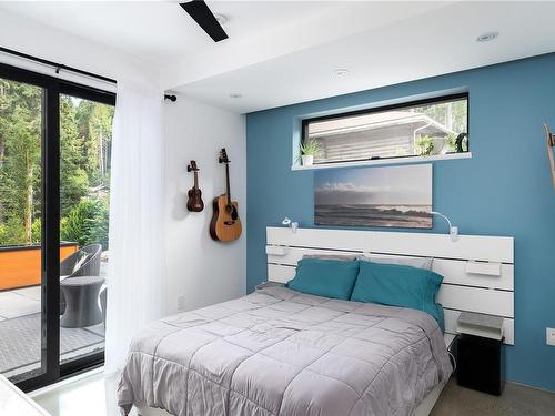 4354 Brentview Dr, Cowichan Bay, BC - Indoor Photo Showing Bedroom