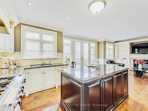 292 Laird Dr, Toronto, ON - Indoor Photo Showing Kitchen With Upgraded Kitchen