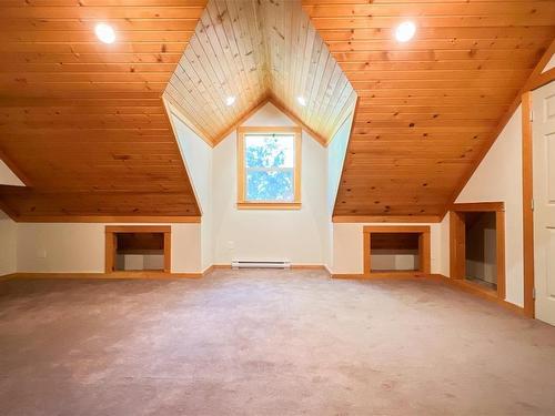 1655 Cole Rd, Sooke, BC - Indoor Photo Showing Other Room