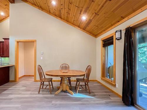 1655 Cole Rd, Sooke, BC - Indoor Photo Showing Dining Room