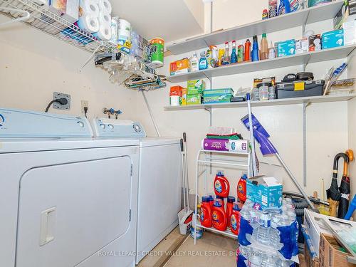 1512-20 Cherrytree Dr, Brampton, ON - Indoor Photo Showing Laundry Room