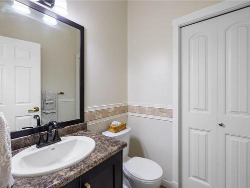 101 Armins Pl, Nanaimo, BC - Indoor Photo Showing Bathroom
