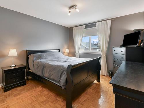Chambre Ã  coucher principale - 33 Rue Joseph-Théberge, Saint-Mathias-Sur-Richelieu, QC - Indoor Photo Showing Bedroom