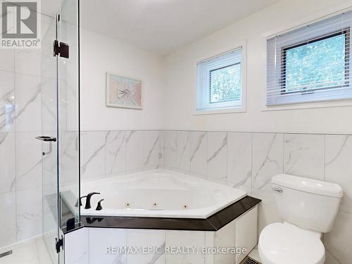 20 Montressor Dr, Toronto, ON - Indoor Photo Showing Bathroom