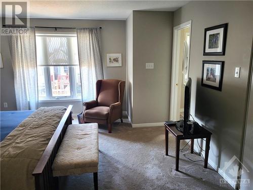 510 Woodchase Street, Ottawa, ON - Indoor Photo Showing Bedroom