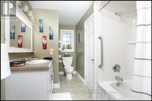 1440 Shannon Rd, Tyendinaga, ON - Indoor Photo Showing Bathroom