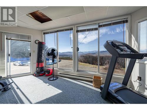 324 Sunshine Place, Vernon, BC - Indoor Photo Showing Gym Room