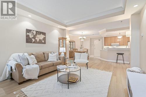 116 - 3351 Cawthra Road, Mississauga, ON - Indoor Photo Showing Living Room